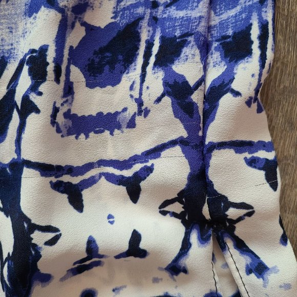 Express US XS Maxi Skirt White Blue Ikat Lightweight Flowy Lined - Picture 8 of 12